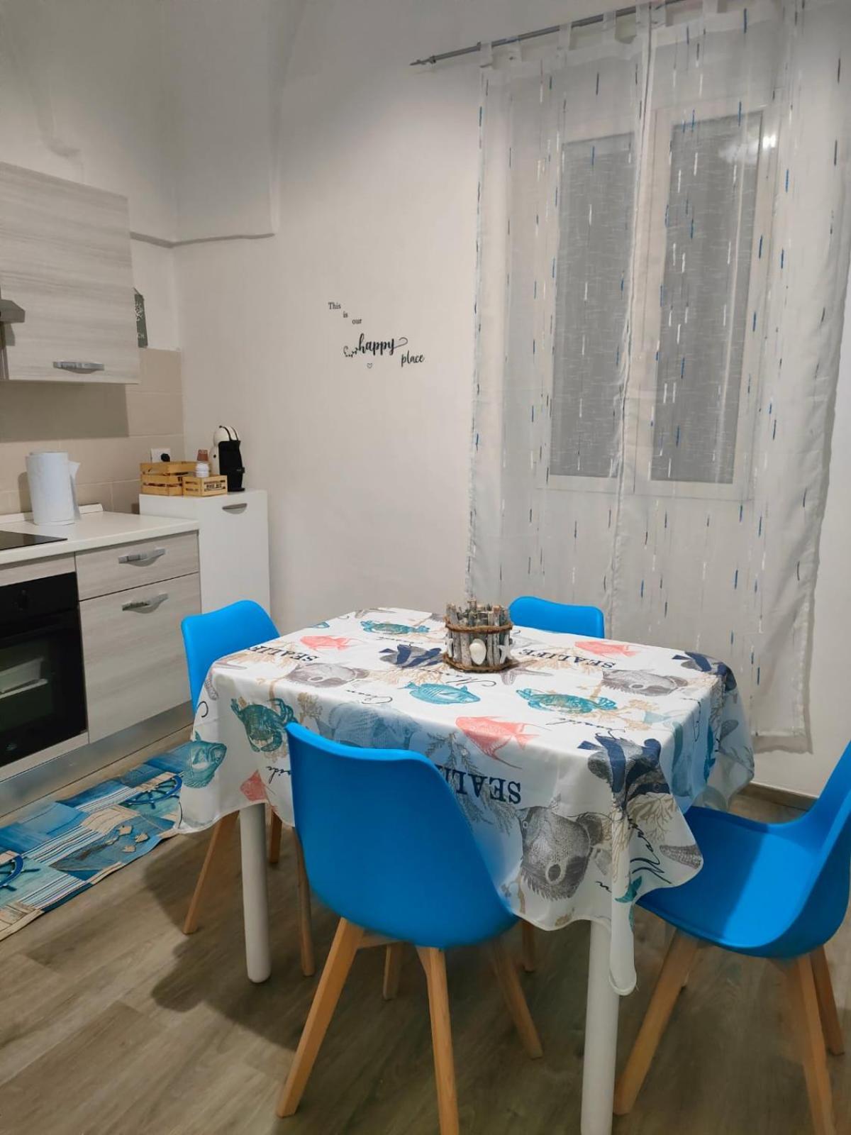 Appartamento Tra Il Mare E Il Borgo - Pulsano Esterno foto